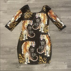 BlackMilk Prowler 3/4 Sleeve Velvet Dress. Medium, BNWT
